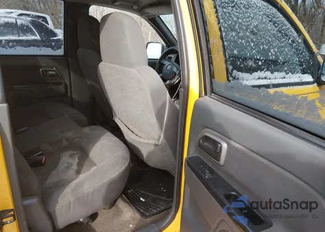 2004 Chevrolet Colorado Ls z USA, uszkodzony, nr VIN 1GCCS136348133730